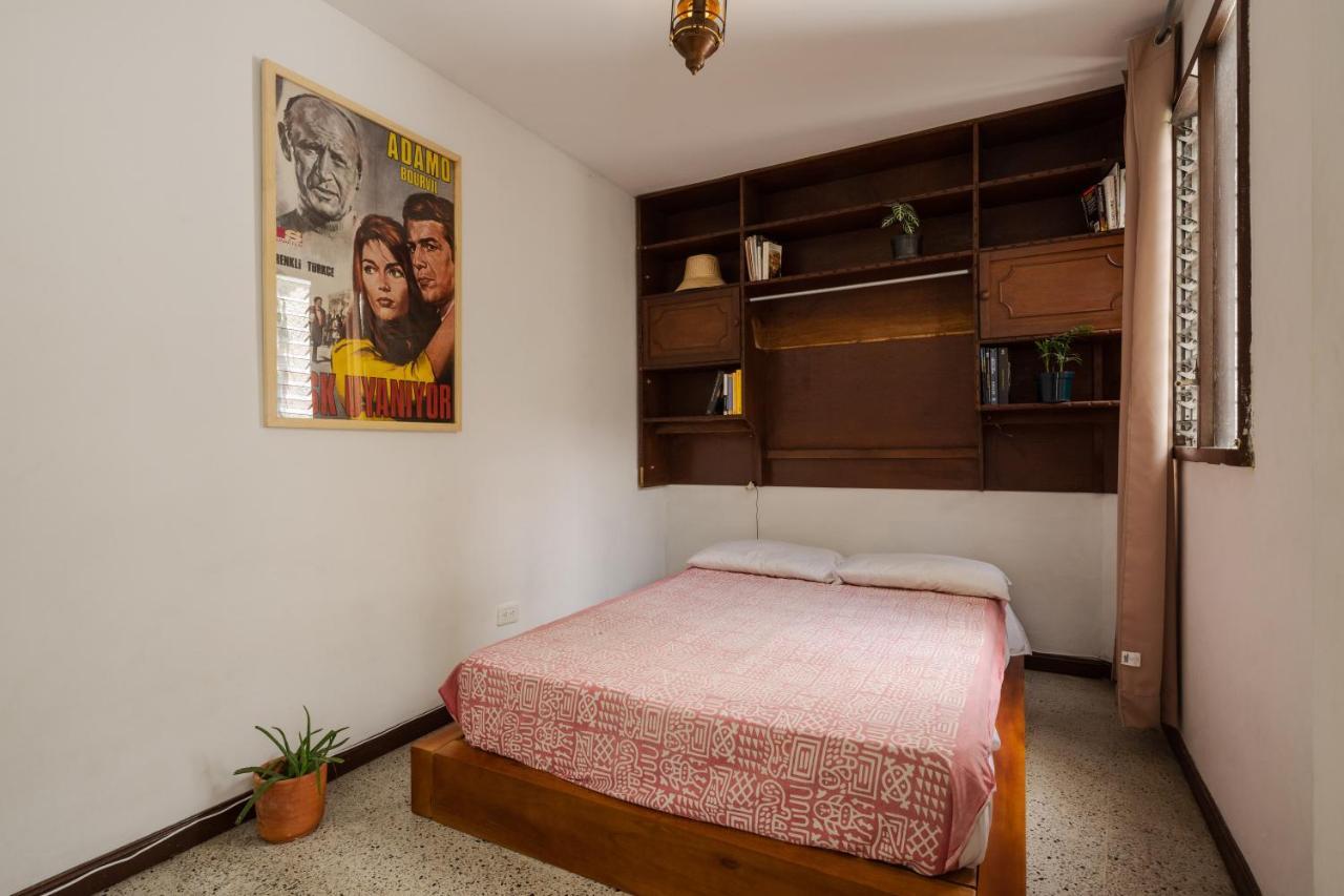 Colonial In Laureles Medellín