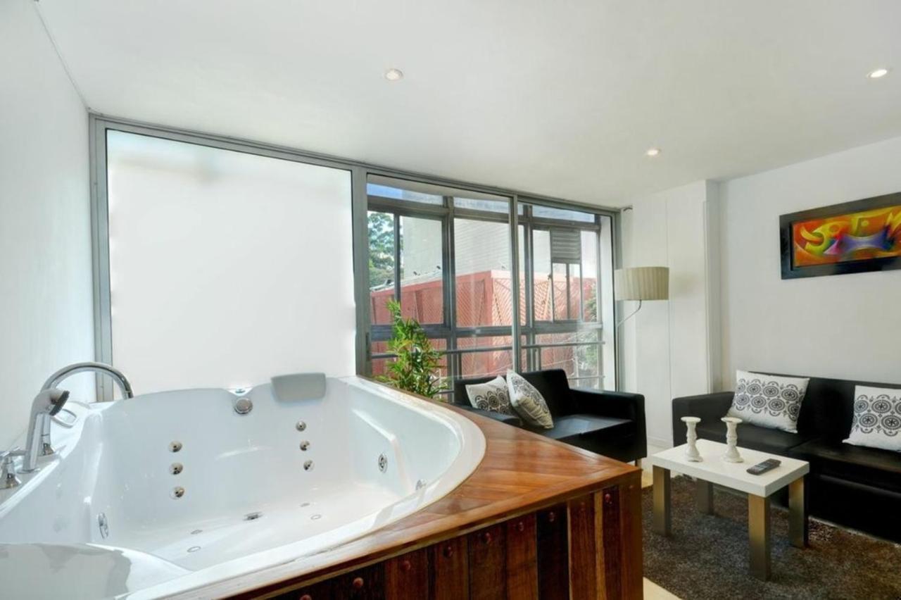 Apartment Lleras Ac Hot Tub Medellin
