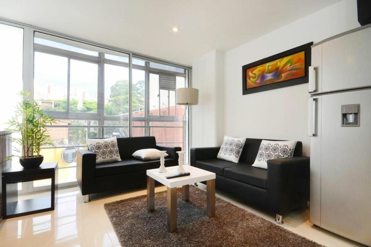 Apartment Lleras Ac Hot Tub Medellin