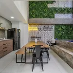 Nowa Terra Ph - Heated Small Pool, Bbq & Ac Lleras Park