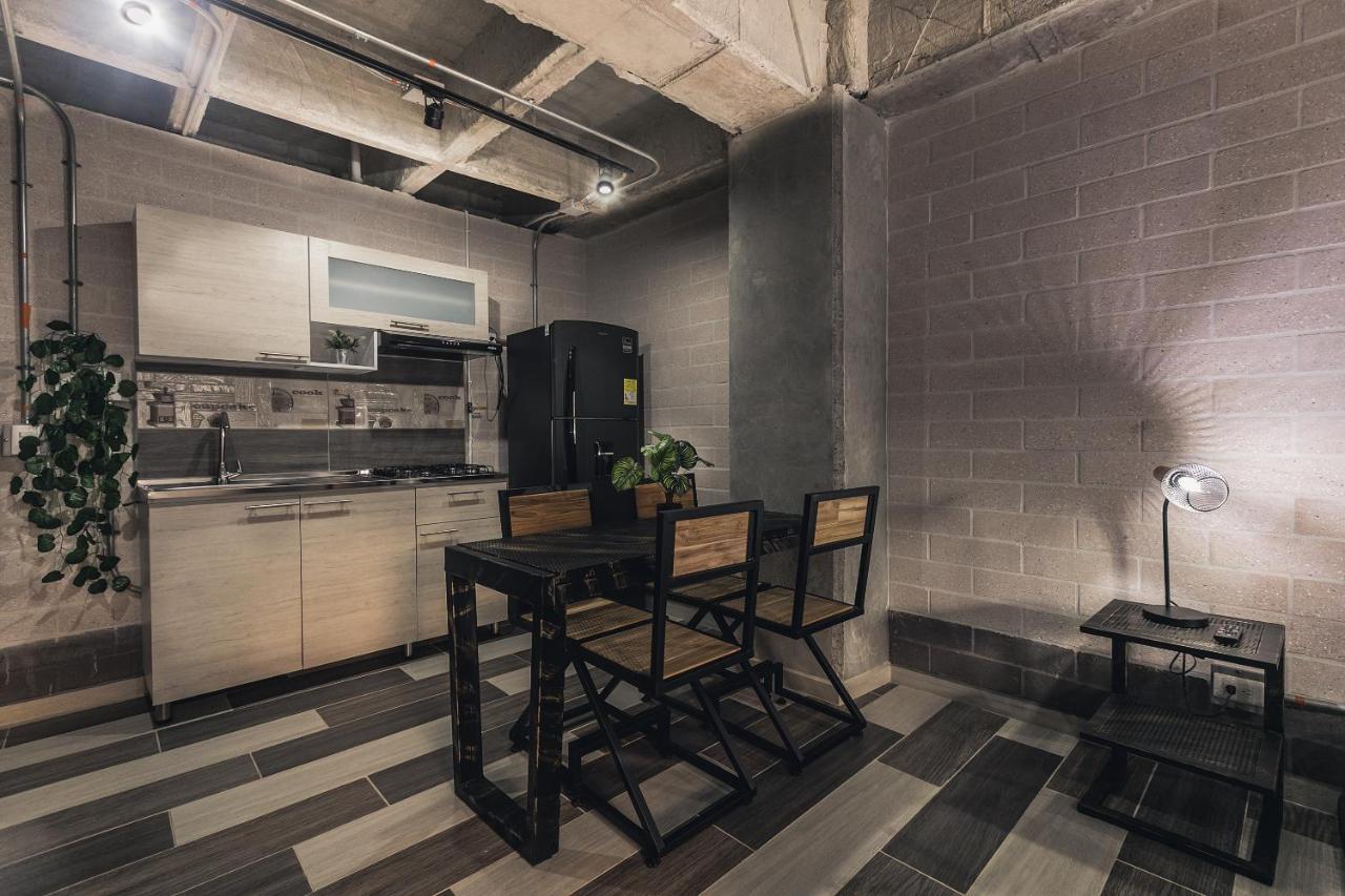 Magenta Loft Apartment