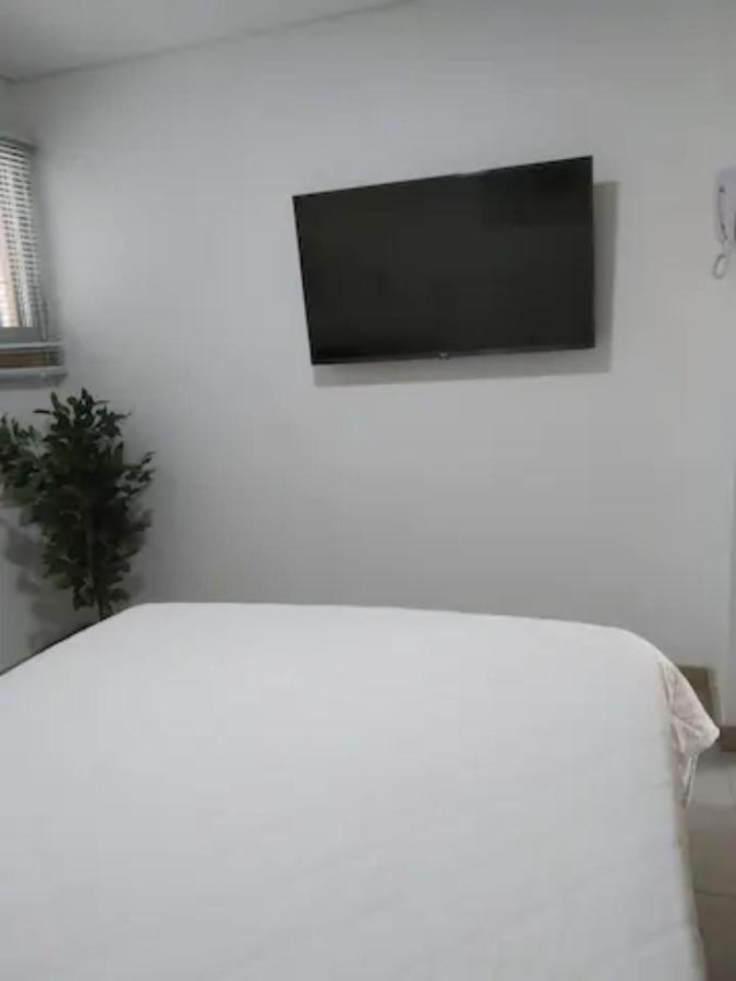 Zenia 70 Living & Apartment *
