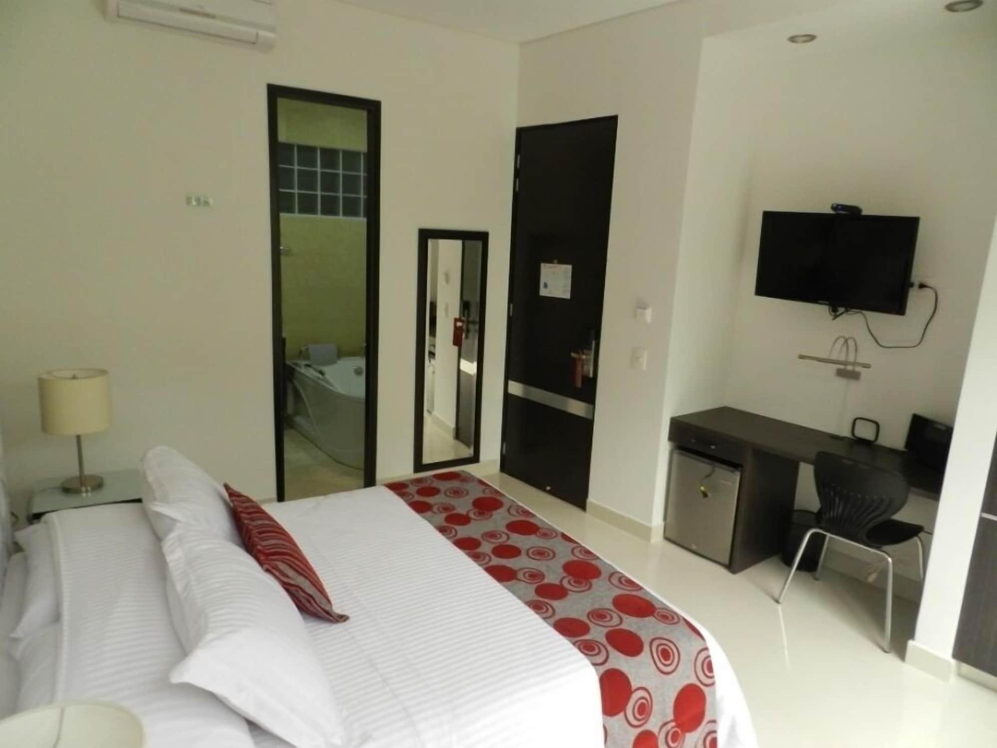 Hotel Bolivariana Plaza 5*