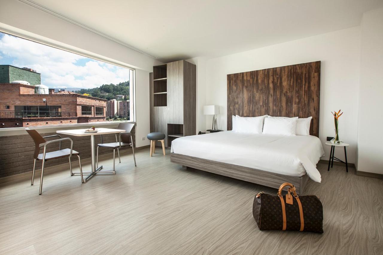 Hotel V Grand Hotel, A Member Of Radisson Individuals Medellin