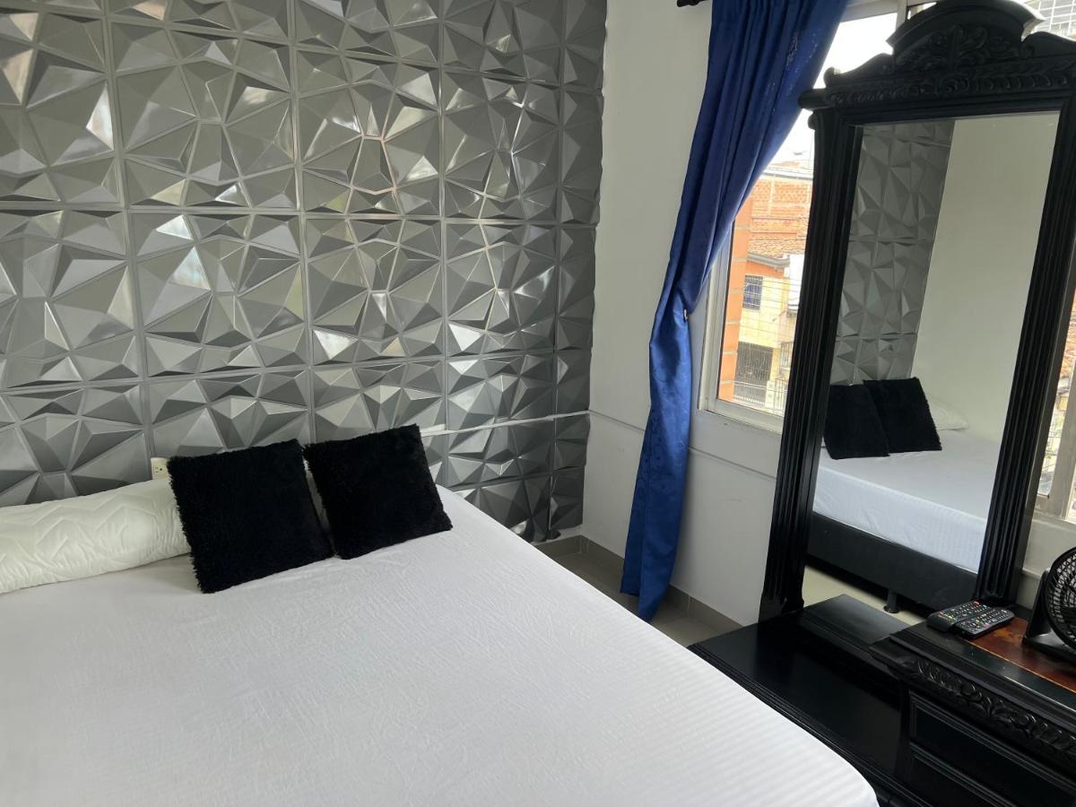 Casahotel De Lujo Colores - Estadio Guest house Medellin