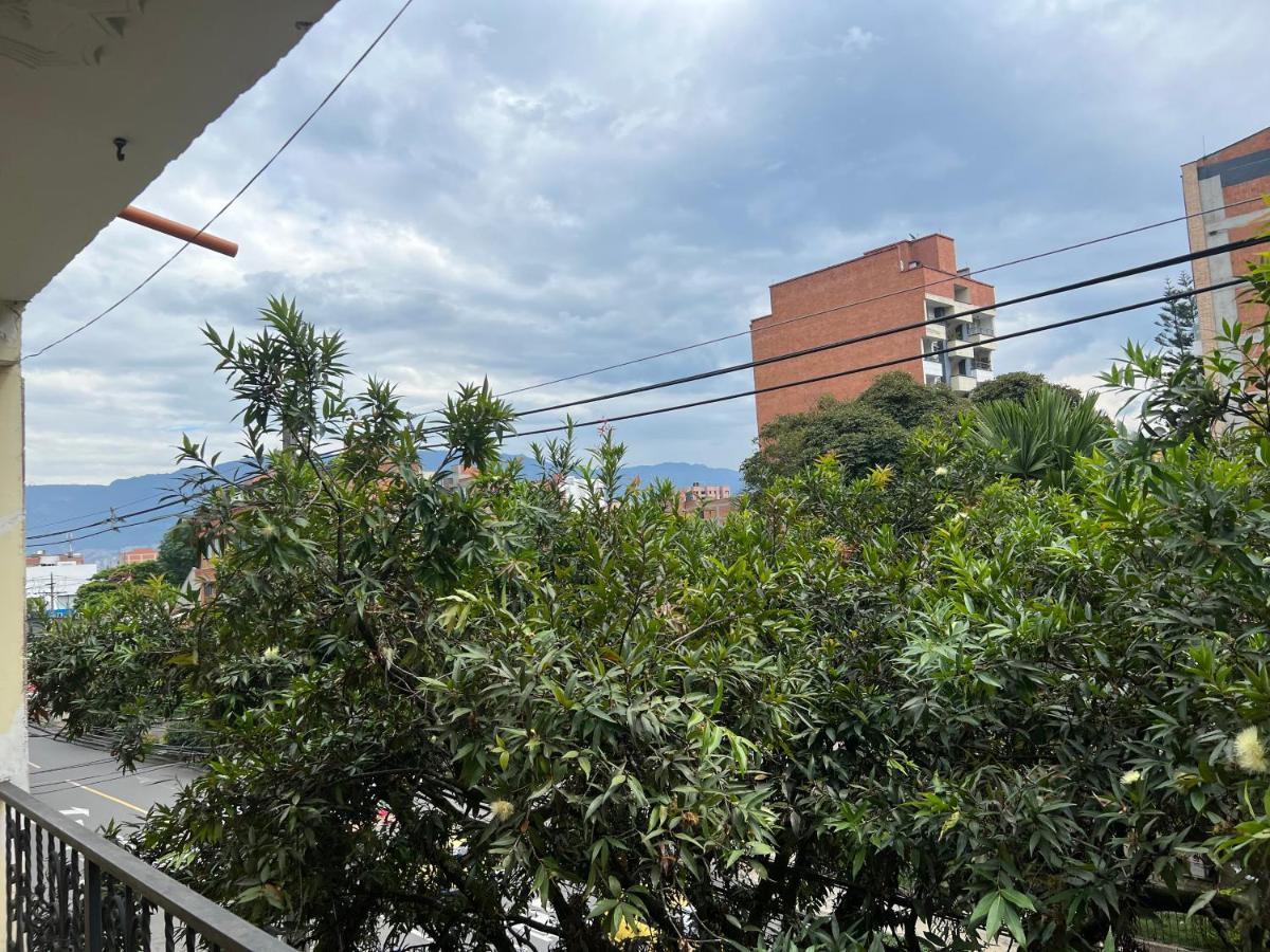 Casahotel De Lujo Colores - Estadio Guest house Medellin
