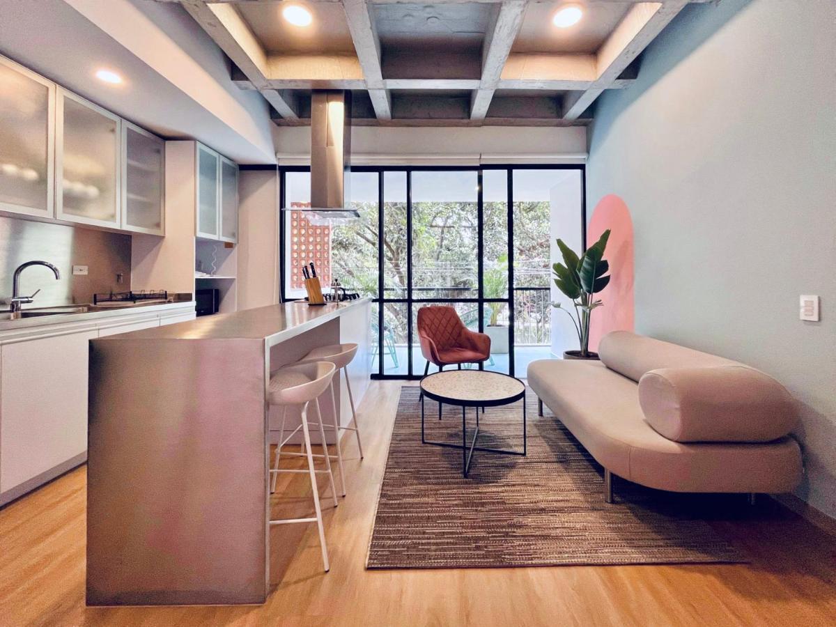 Splendid 3br With Private Terrace In Laureles Medellin