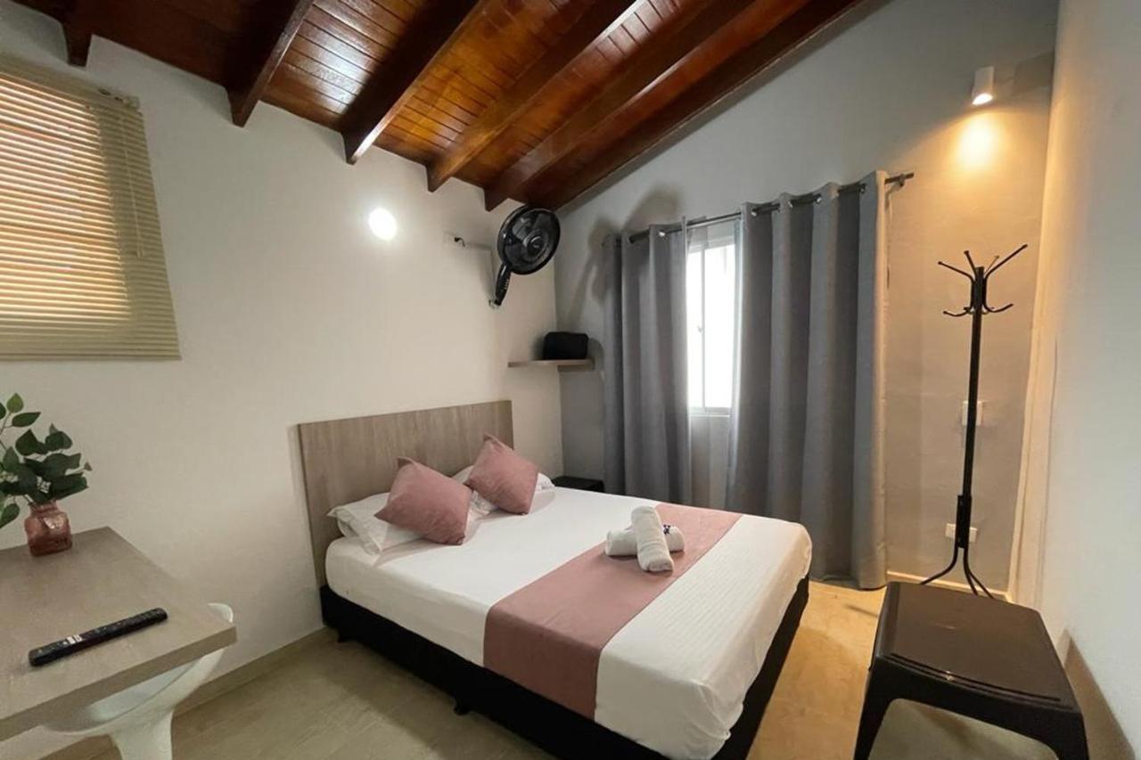 12 Nights Medellin