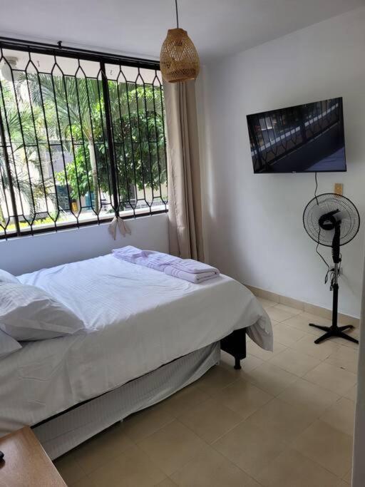 Con Encanto Laureles Upb Apartment Medellin