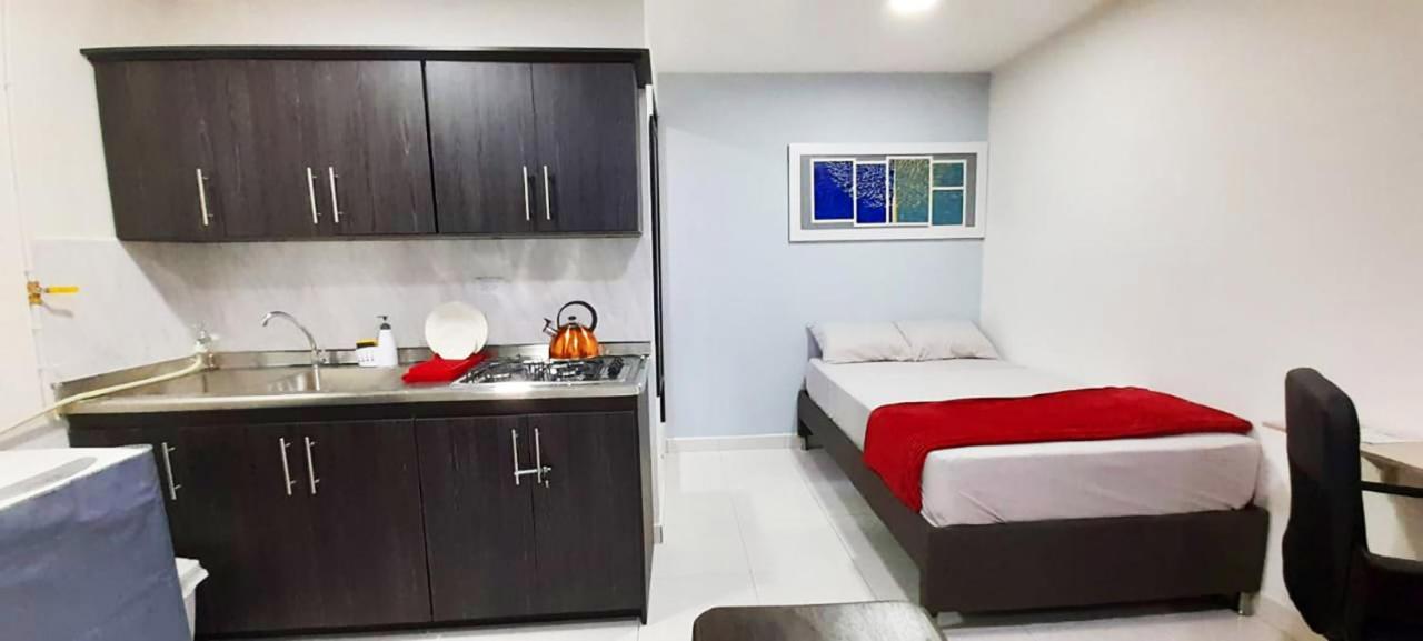 Estudio Vida Cerca A Laureles Apartment