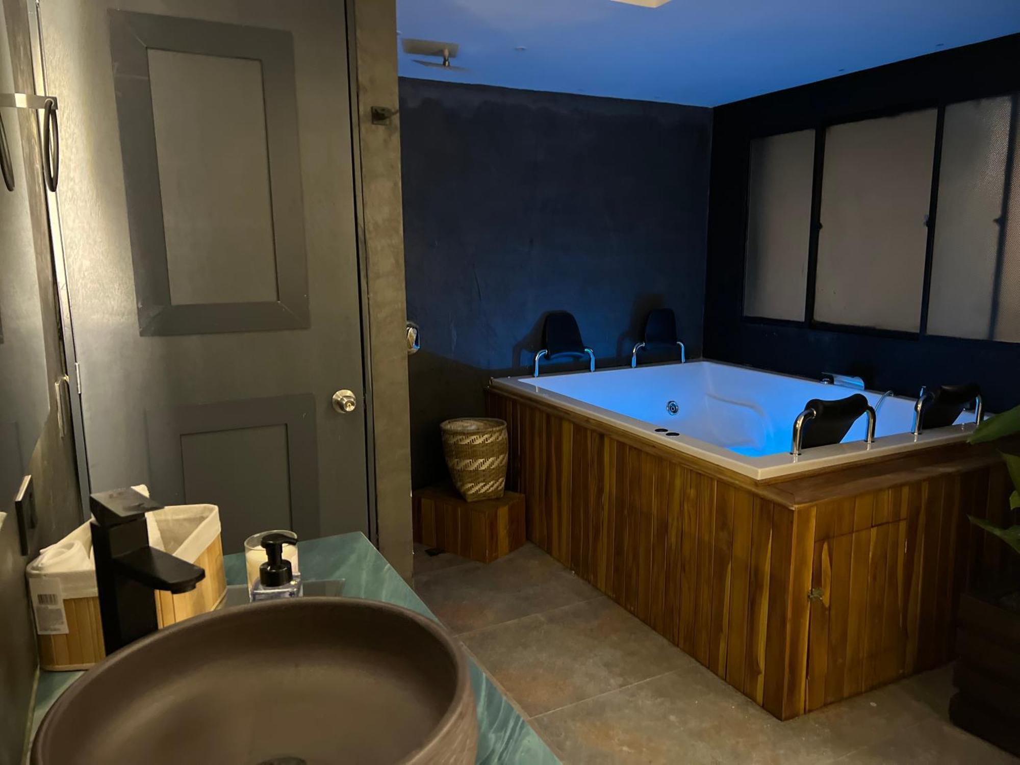 Luxury Palace Poblado Manila * Medellin