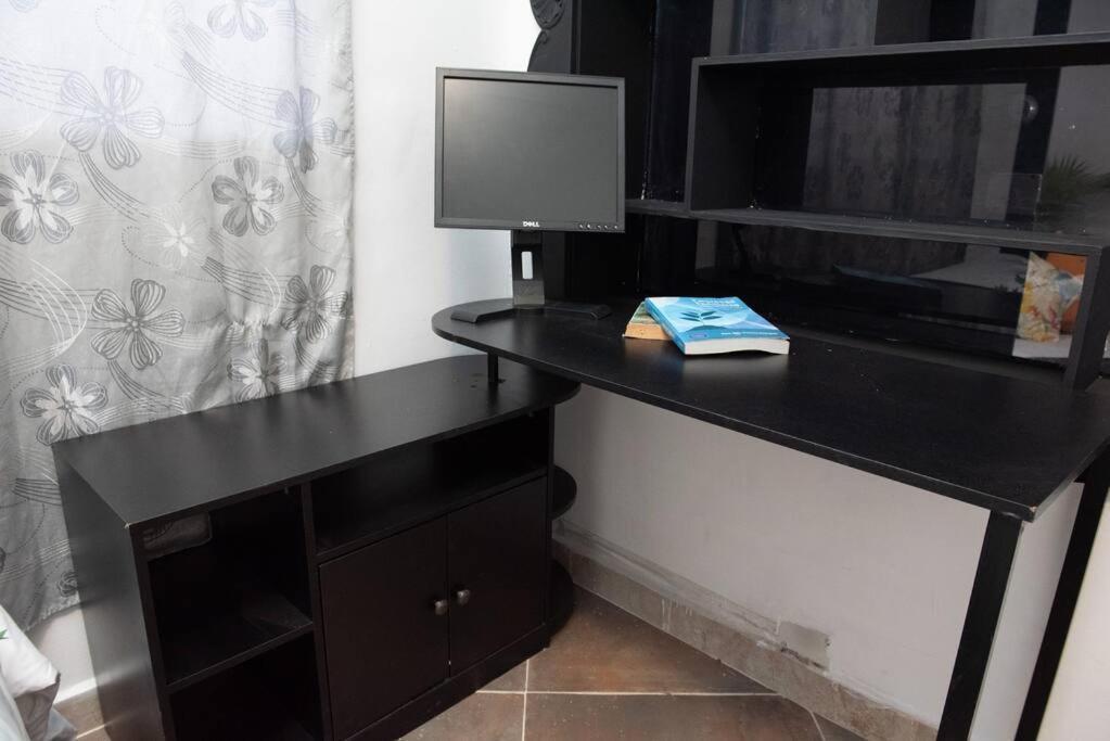 Apartment Pleasant House 20 People In Laureles