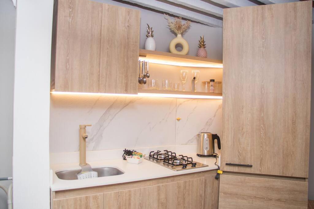 Coliving Laureles La Almeria 101 Apartment Medellin