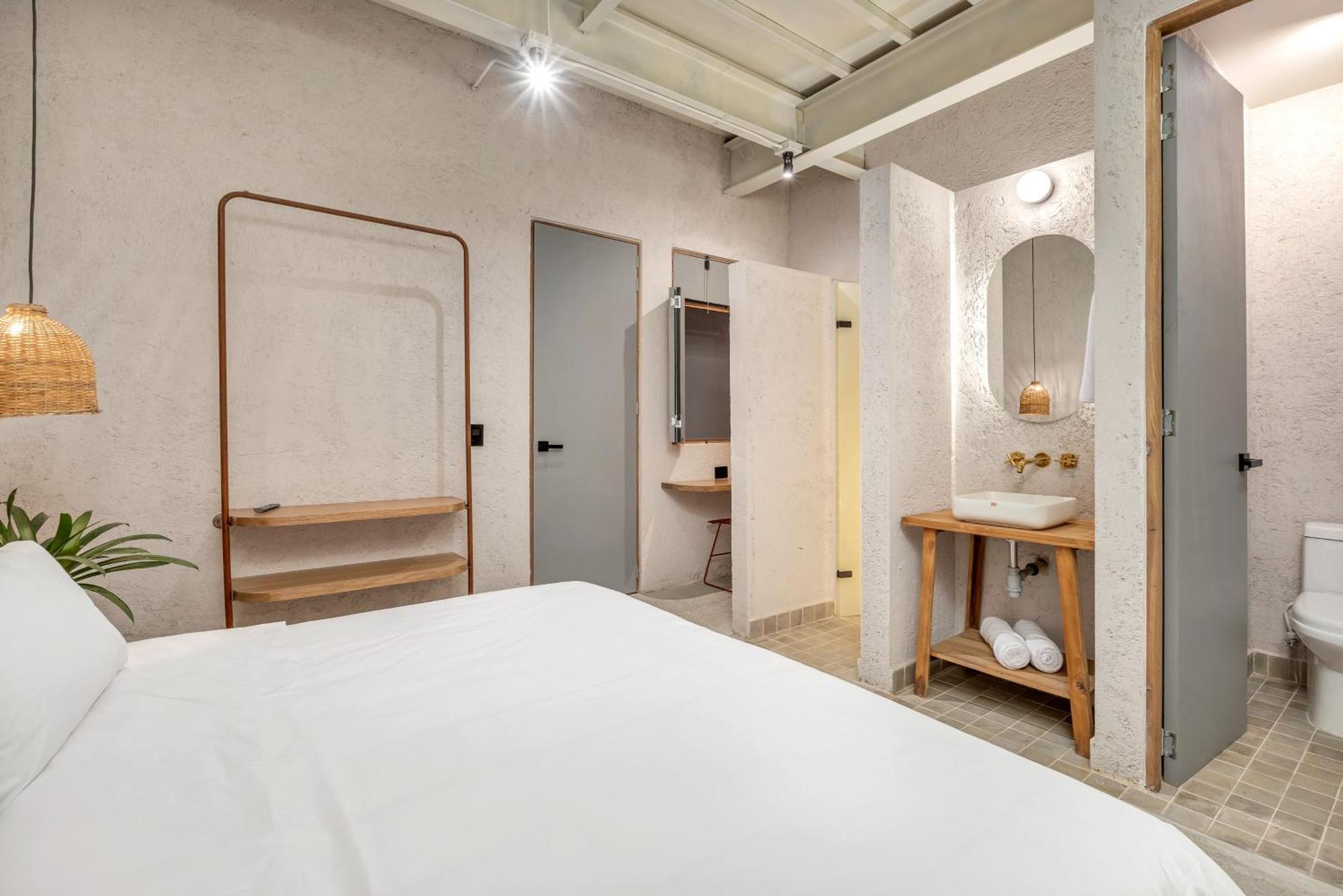 Botanica Casa Manila By Housy Host 4* Medellin