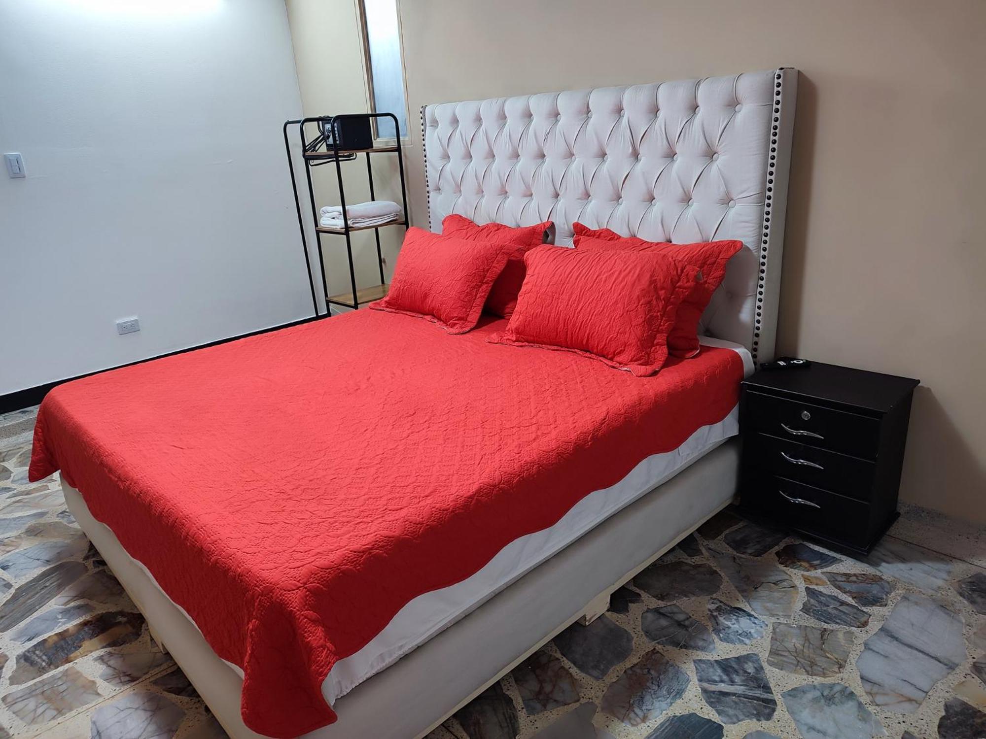 Villa Luxury At Poblado 6 Bdrm Epic Manor *