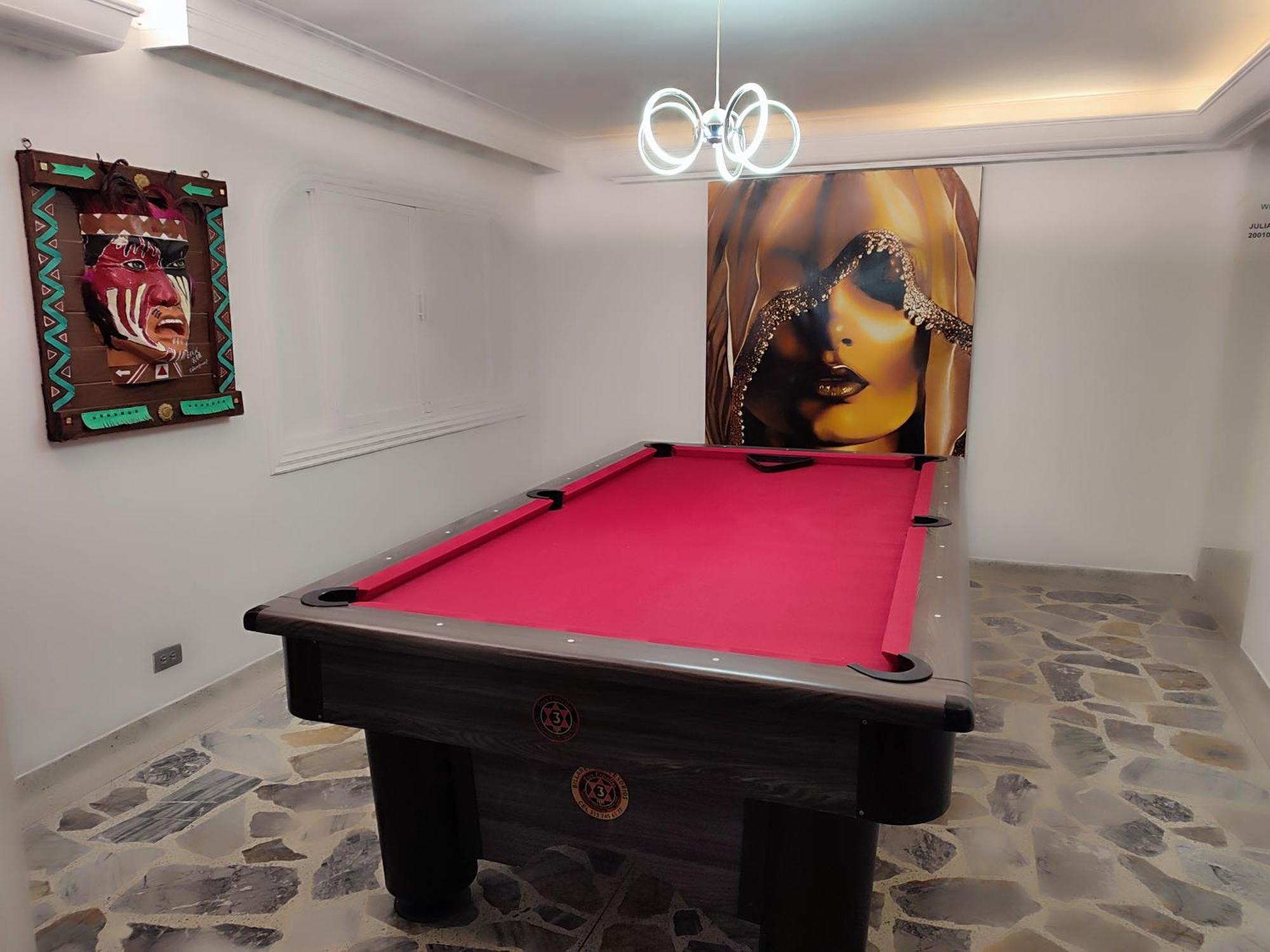 Luxury At Poblado 6 Bdrm Epic Manor Villa