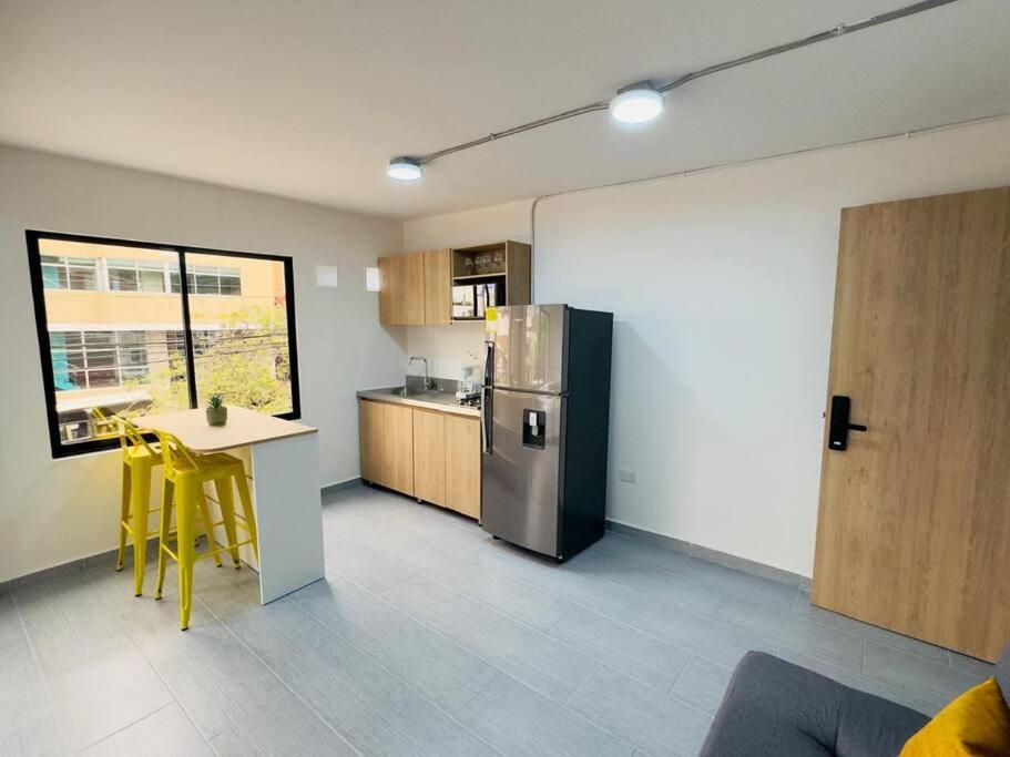 And Very Comfortable In Bolivariana Ac Apartment *
