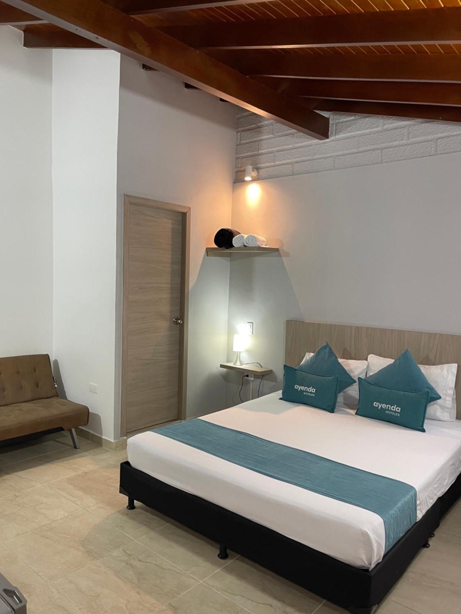 Guest house 12 Nights *