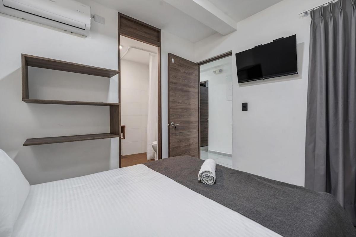 Apartment Nowa Terra Ph - Heated Small Pool, Bbq & Ac Lleras Park *