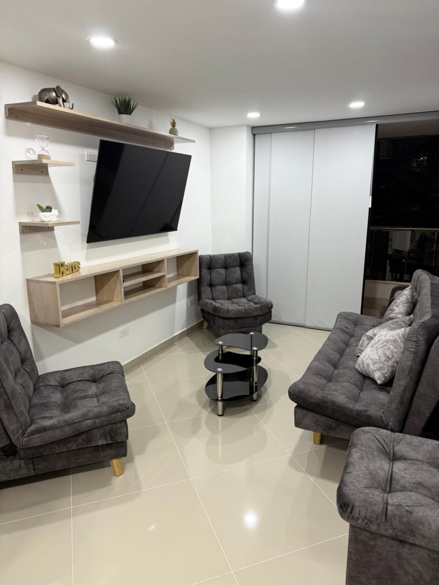Apartment 202 Nuevo Poblado Y Provenza Muy Cerca Medellin