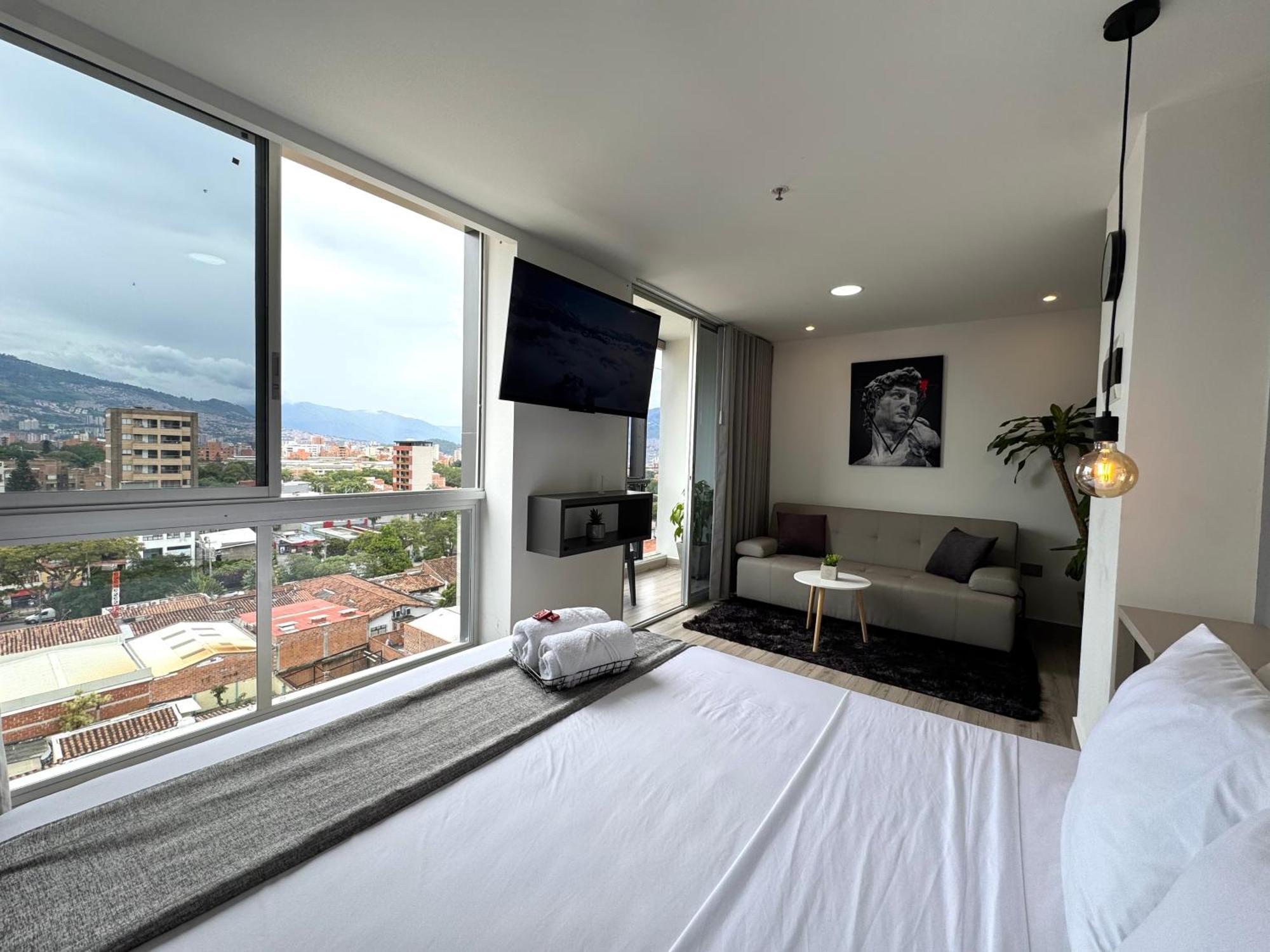 Torre Zurich Luxury Apartamento *