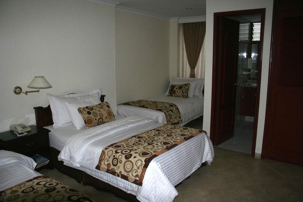 Hotel Prince Plaza 2*