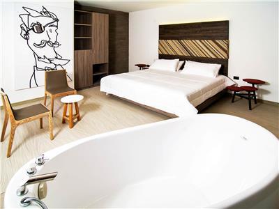 Hotel V Grand Hotel, A Member Of Radisson Individuals 4*