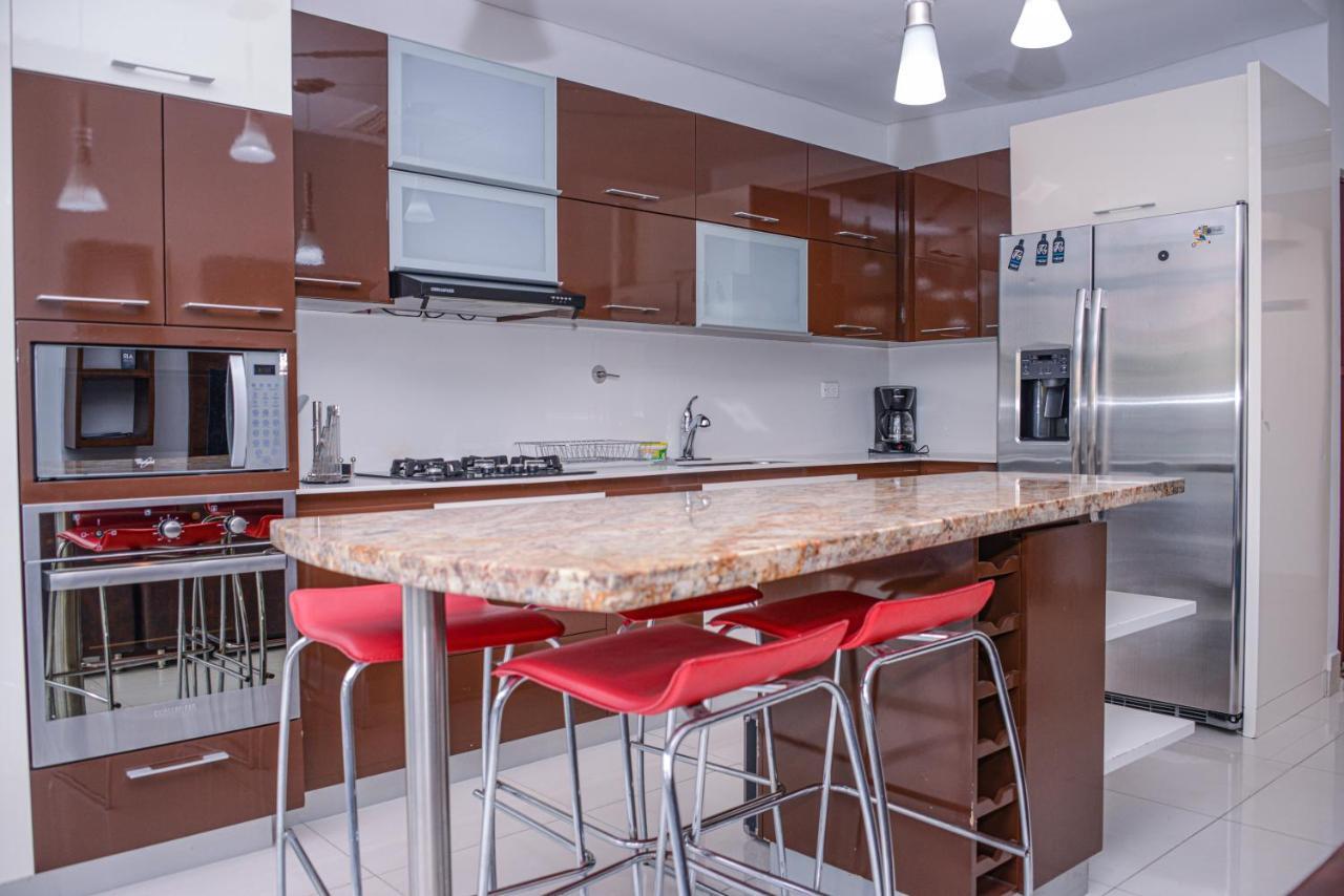 Lleras Ac Hot Tub Apartment Medellin