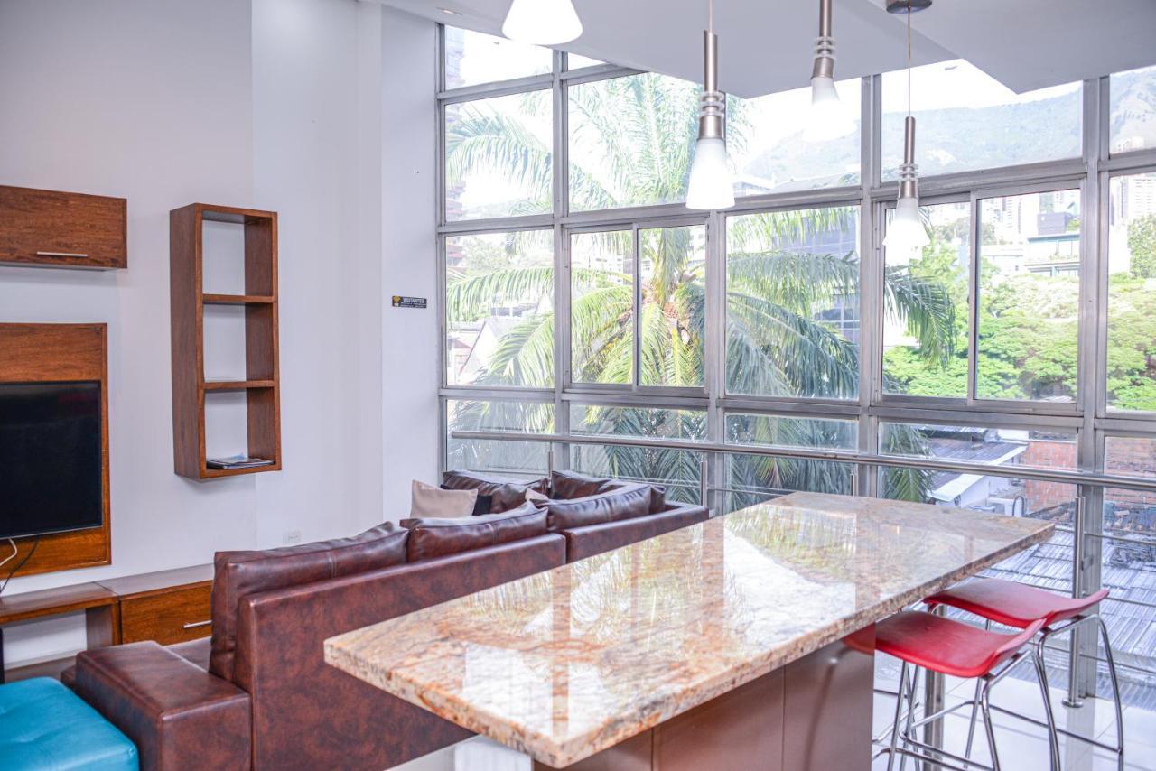 Lleras Ac Hot Tub Apartment *