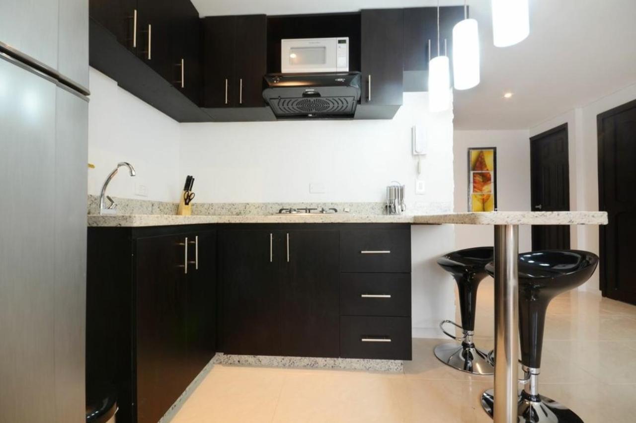 Lleras Ac Hot Tub Apartment